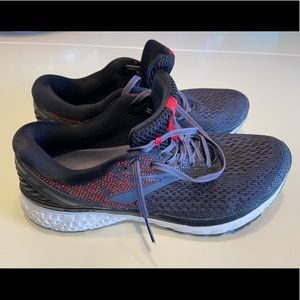 Brooks Ghost 11, Size 11.5